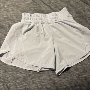 Lululemon 5” Mid Rise Track That short